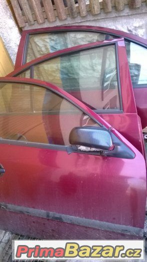 dveře octavia 1 kompletní s motorky a skly kompletní – fotografie 1