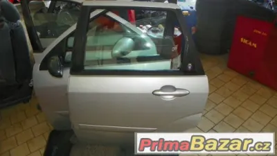 Dveře na Ford focus combi 1998-2004. Top stav.