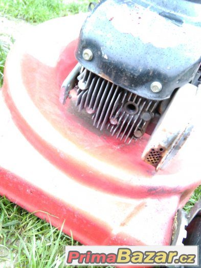 Sekacka motor Tecumseh, 3,5 Hp na dily – fotografie 2