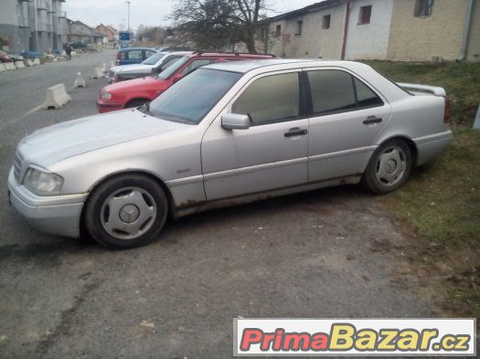 PRODAM NEBO vymenim MERCEDES C 200 – fotografie 1