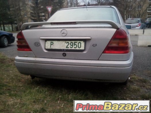 PRODAM NEBO vymenim MERCEDES C 200 – fotografie 3