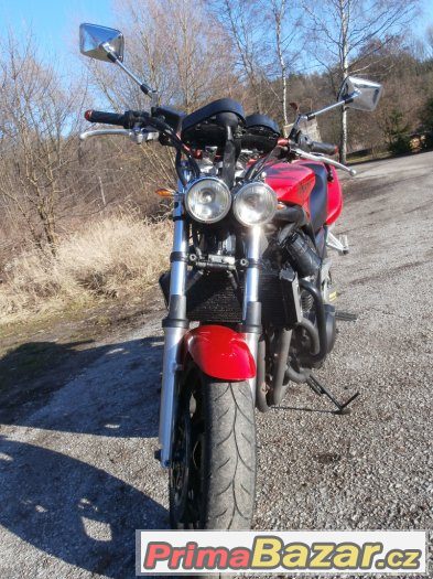 YAMAHA FZS 600 Fazer r.v. 1999 – fotografie 2