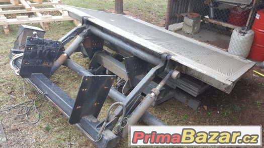 Hydraulická plošina - čelo – fotografie 1