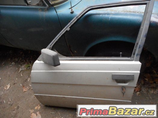 Renault 9 - přední dveře – fotografie 2