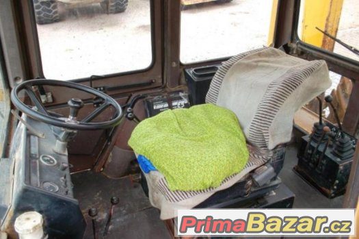Prodám traktor bagr MF 50 DA – fotografie 4