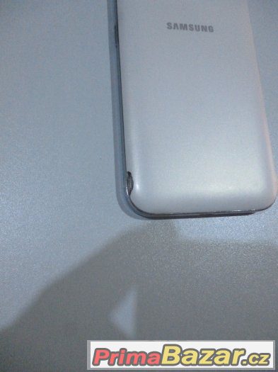 Samsung Galaxy Core Prime (SM-G360F) bílý – fotografie 3