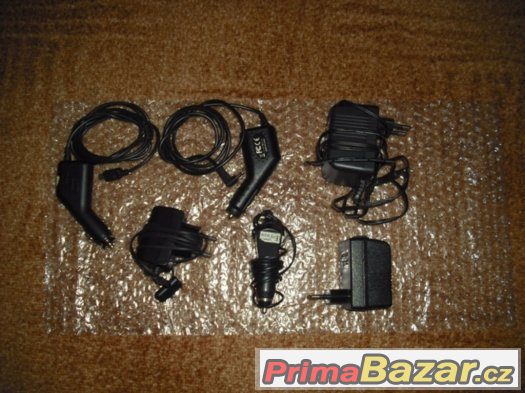 Auto nabíječky a adaptory na 220V – fotografie 1