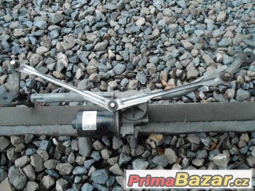 Prodám na Fiat Punto II mechanismus předních stěračů – fotografie 1