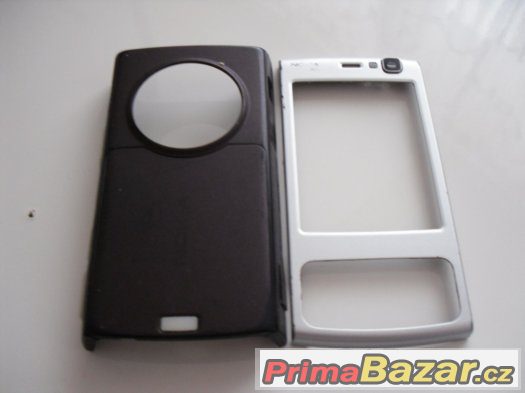 Kryty starší Nokia N95. – fotografie 3