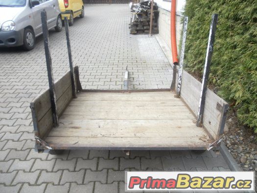 Prodám vlek upravený jako vyvážečku na dřevo – fotografie 3