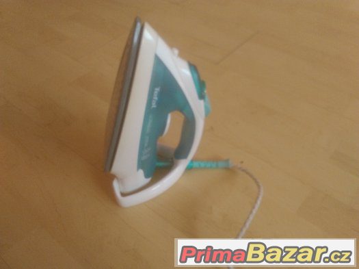 Prodám Žehlička Tefal Aquaspeed – fotografie 2