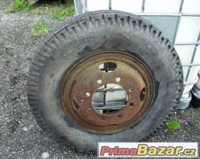 Pneumatika 9.00x20" Praga S5T