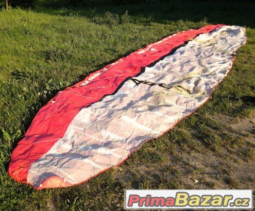 Paragliding, Padák APCO - vel. M  (APCO) – fotografie 1