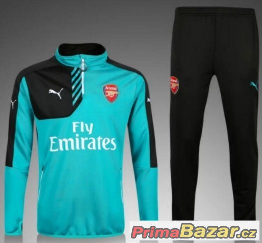 Arsenal souprava – fotografie 1