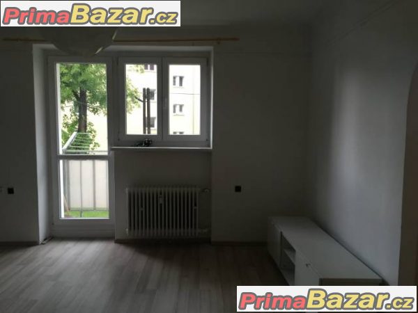 2+1 s balkónem – fotografie 3