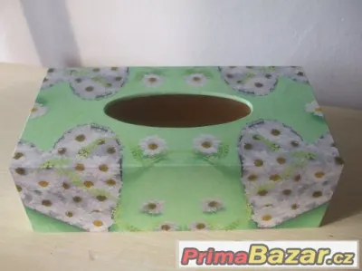 krabička na kapesníky srdíčková s kopretinami
