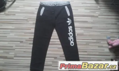 Damské tepláky adidas L-Xl Nové