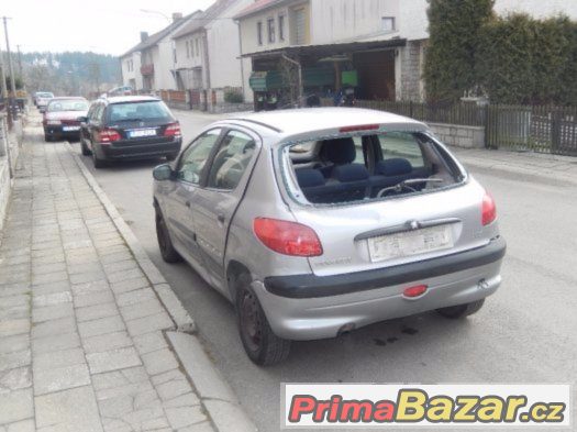Peugeot 206 1.4i STYLE KLIMA 98000Km – fotografie 4