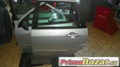 Dveře na Ford focus combi 1998-2004. Top stav.