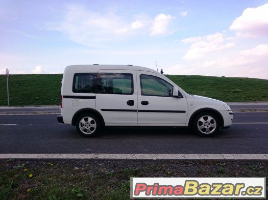 Opel Combo 1.3 CDTi, ALU, serviska, nové turbo, 2x šoupačky – fotografie 5