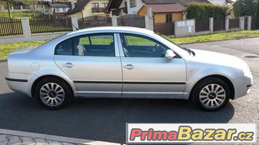 Škoda Superb 2.0 TDi, záruka na km, ALU, nové rozvody – fotografie 4