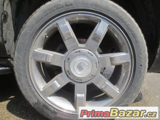 CADILLAC ESCALADE ESV – fotografie 3