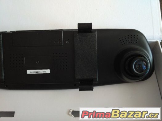 autokamera HD dual – fotografie 2