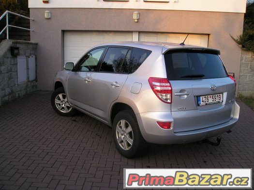 Prodám velmi pěknou RAV4 – fotografie 1