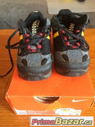 NIKE - Little Dart IV - vel 21 EUR, UK 4,5, 11 CM – fotografie 1