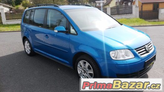 VW Touran 1.6 FSi - 85kW DSG,7 míst,záruka na km, webasto – fotografie 2