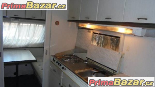 Pěkný velký karavan Hobby 510 – fotografie 4