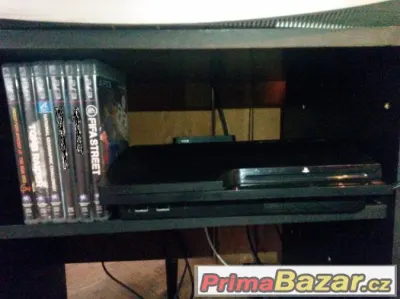 Vyměním za mobil nebo prodám PlayStation 3 + hry