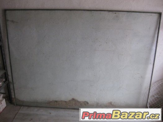 Prodám prosklenou výlohu 2000 Kč – fotografie 3