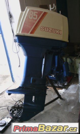 Zavesni motor Suzuki DT 85 – fotografie 2