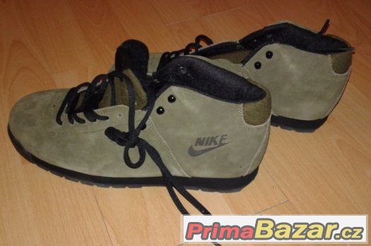 outdoorové boty Nike kotníkové vel. 44 EU – fotografie 1