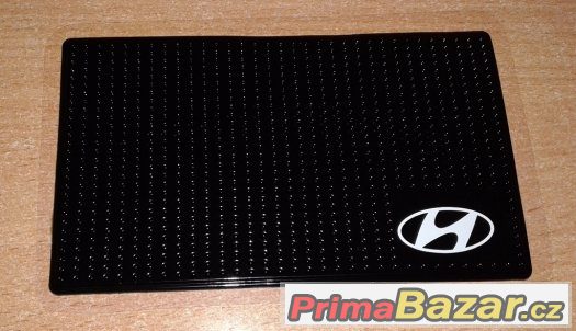 protiskluzová podložka Hyundai 150 X 90 X 3mm doprava zdarma – fotografie 1