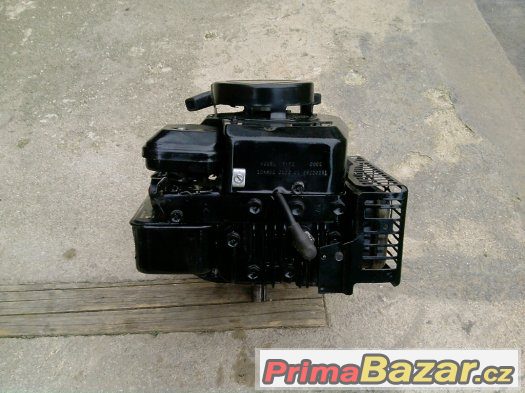 Prodám značkový motor Briggs Stratton – fotografie 1