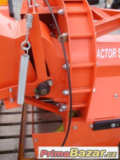 Štěpkovač WC8 za traktor od 25 Hp, velikost štěpky 1-3 cm – fotografie 4