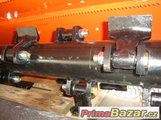 Robustní mulčovač BCT-175 za traktor od 50 Hp, drtič trávy – fotografie 2
