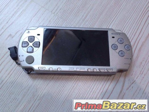 Sony PlayStation Portable 3004 – fotografie 1