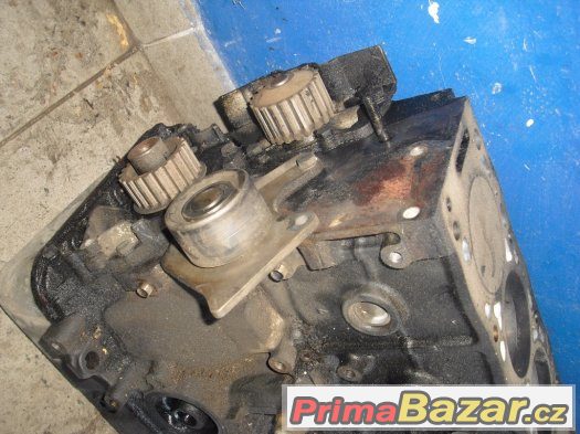 Blok motoru Peugeot Citroen 1.9 TD – fotografie 2