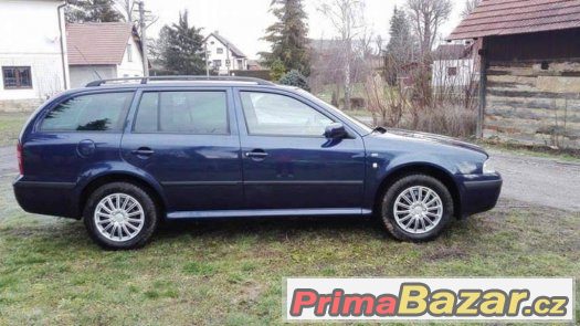 Škoda OCTAVIA COMBI – fotografie 2