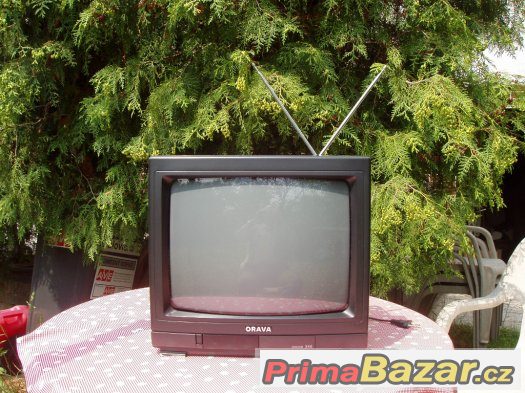Bar. TV 42cm s dálkou – fotografie 1