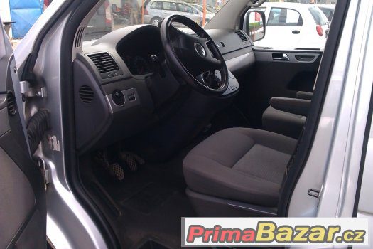 VW MULTIVAN 2,5TDi 128kW – fotografie 3
