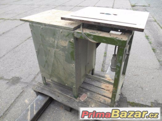 Prodám spodní frézu na stojato (možno použít jako pilu) – fotografie 3