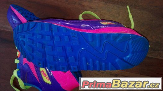 Nike AIR MAX dívčí vel.35 – fotografie 2