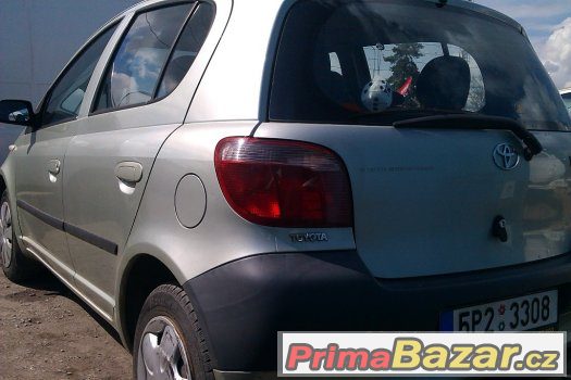 TOYOTA YARIS 1,0i – fotografie 4