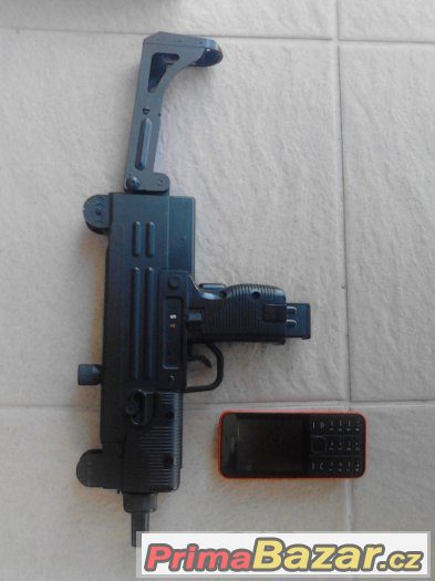 Airsoft Uzi automat – fotografie 2