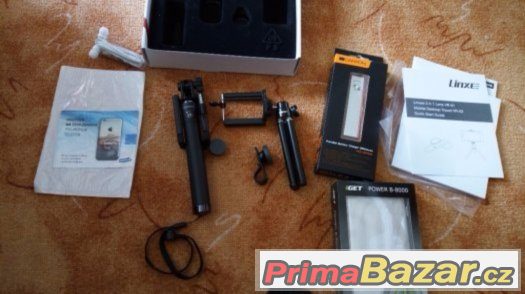 Selfie tyč, powerbanka, sluchátka,vše je nepoužité – fotografie 4