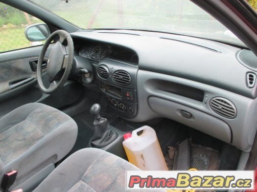 renault megan 1.9dti – fotografie 5